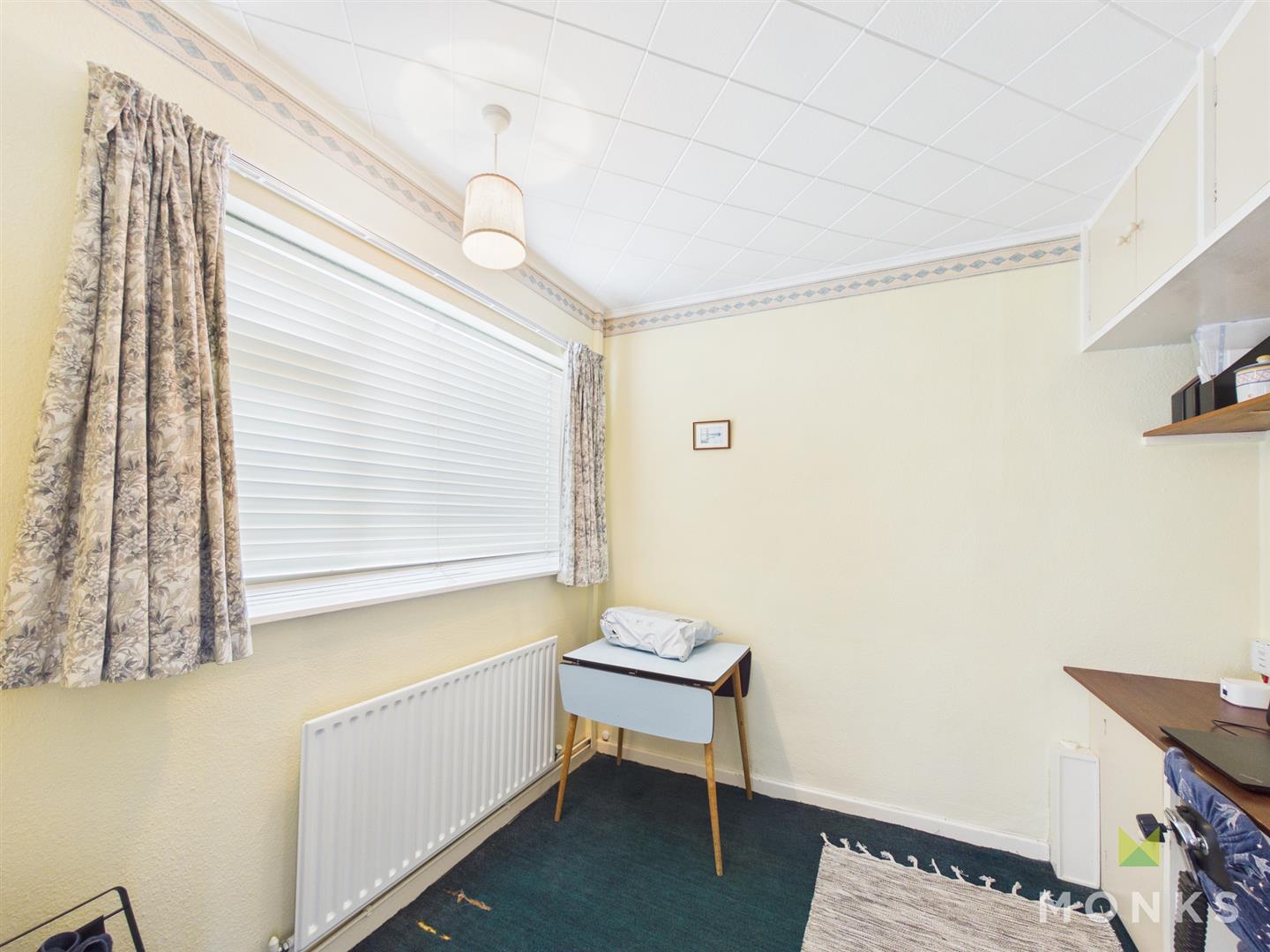 39 Roden Grove, Shrewsbury, SY4 5HJ For Sale